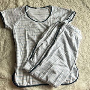 Lake Pajamas pants and short sleeve, M